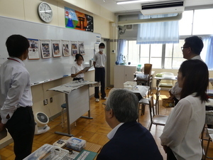見学の様子3
