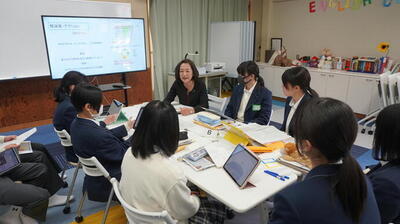 県議会高校出前講座の様子