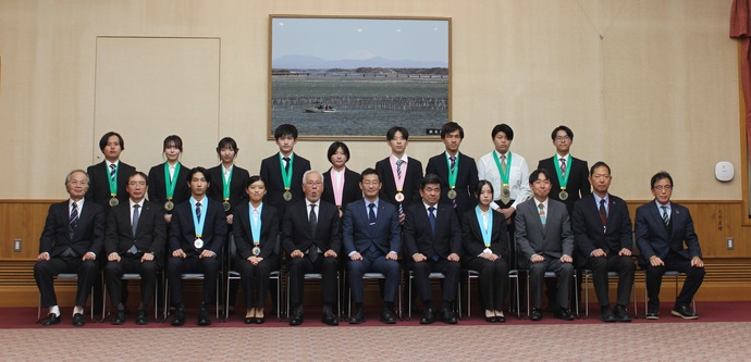 記念撮影（技能五輪全国大会入賞者）