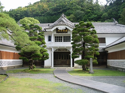 国指定重要文化財 岩科学校の写真