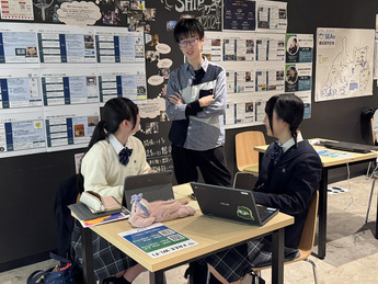 事業案の壁打ちの様子