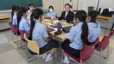 静岡雙葉高校1回目の意見交換の様子