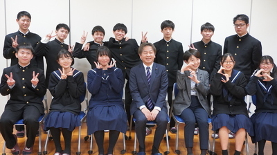 浜松湖北高校佐久間分校　意見交換の様子