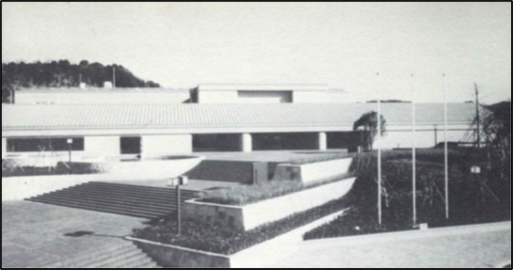 完成した県立美術館