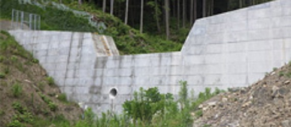 砂防堰堤