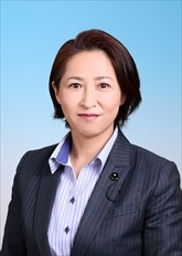 写真：鈴木　唯記子議員