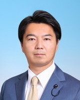 写真：伊藤　謙一