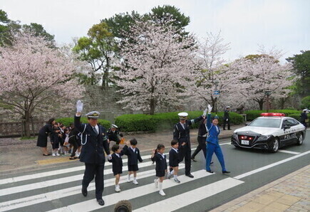 交通指導・取締り