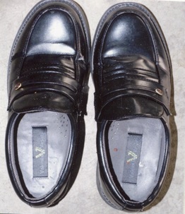写真：黒色の靴