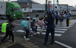 令和7年4月15日街頭指導の実施