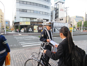 令和7年4月14日自転車の安全運転指導を実施