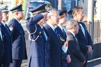 写真：細江署長ら
