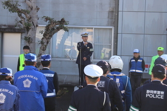 写真：春の全国交通安全運動出陣式の様子