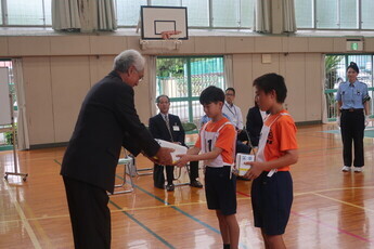 写真:交通安全子供自転車県大会に出場する児童の激励会の開催