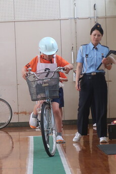 写真:交通安全子供自転車県大会に出場する児童の激励会の開催