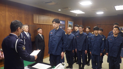 写真：富士警察署山岳遭難救助隊