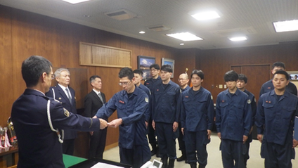 写真：富士警察署山岳遭難救助隊