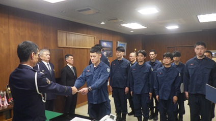 写真：富士警察署山岳遭難救助隊