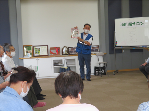 写真：加茂小川端公会堂での防犯講話の様子