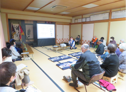 写真：防犯講話の様子