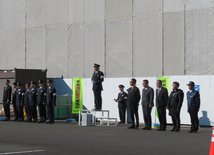写真：出発式の様子