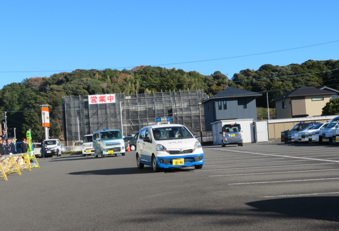 写真：出発式の様子