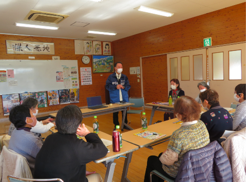 写真：防犯講話の様子