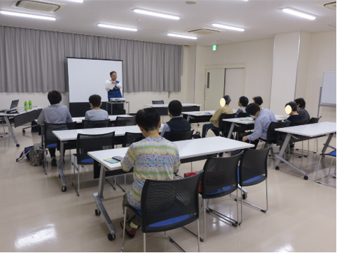 写真：講話の様子