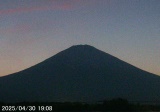 写真：午後7時ごろの富士山